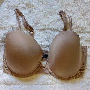 Soft and comfortable everyday nude bra